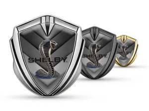 Shelby Metal Emblema Insignia Exclusivo Trazo Deriva Vista
